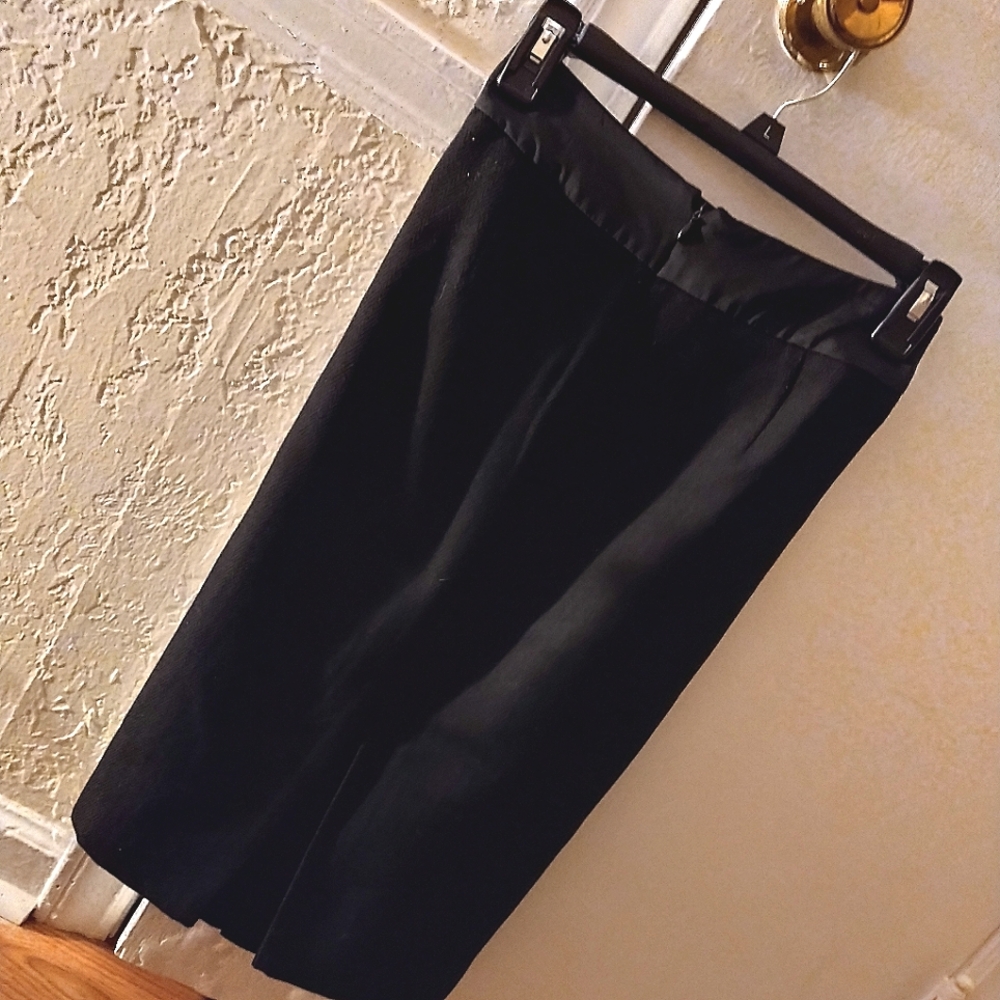 Nine & Company Woman's Size 6 Skirt